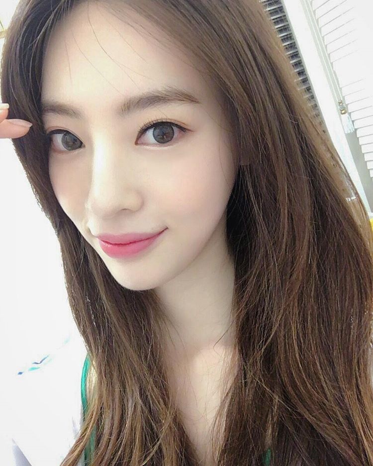 梁定原 气质瑜伽美女私房照诱惑写真图