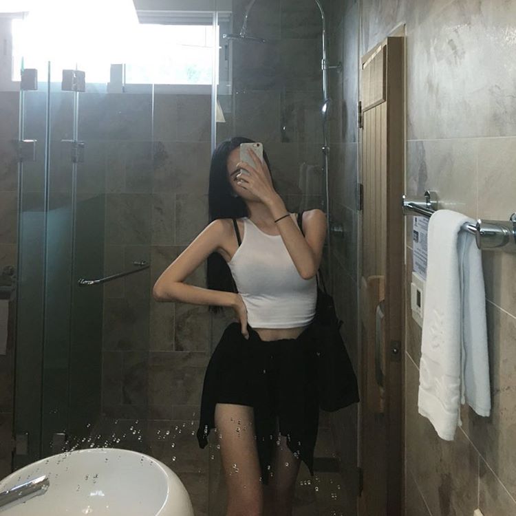 Daunni 蛇姬真人版~乌黑长发好诱人