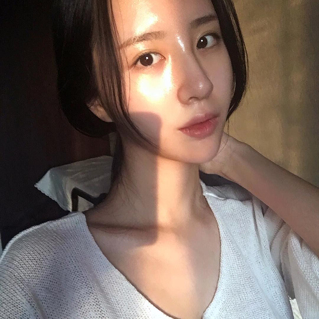 Daunni 蛇姬真人版~乌黑长发好诱人