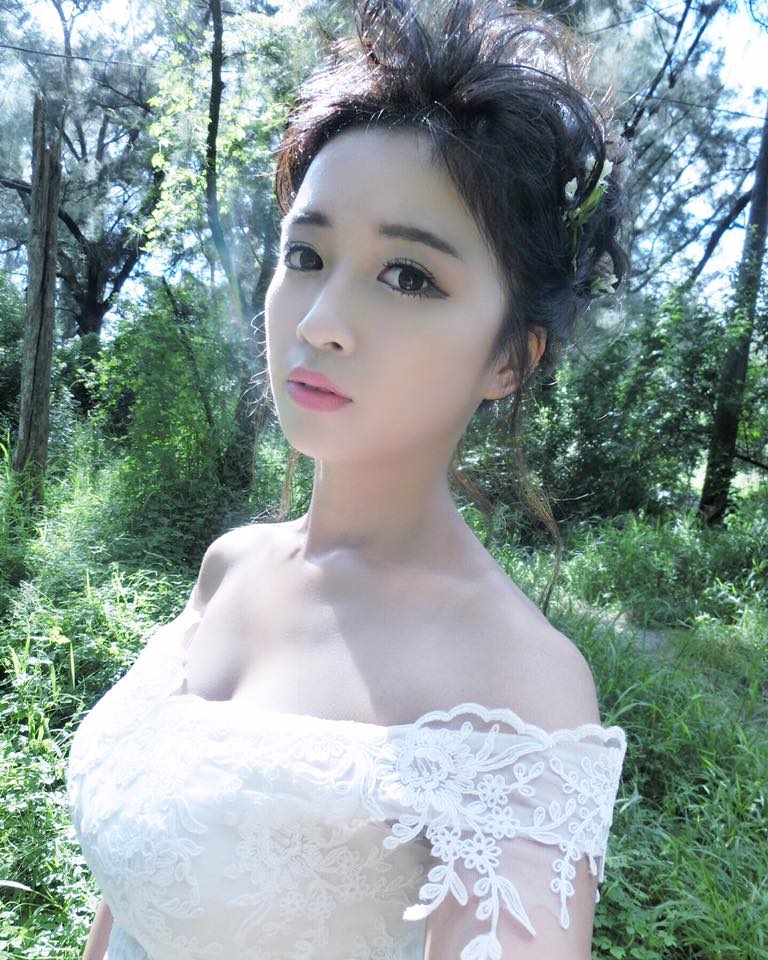 林芷葳 海边大波!E奶妹超萌私房照诱惑写真图
