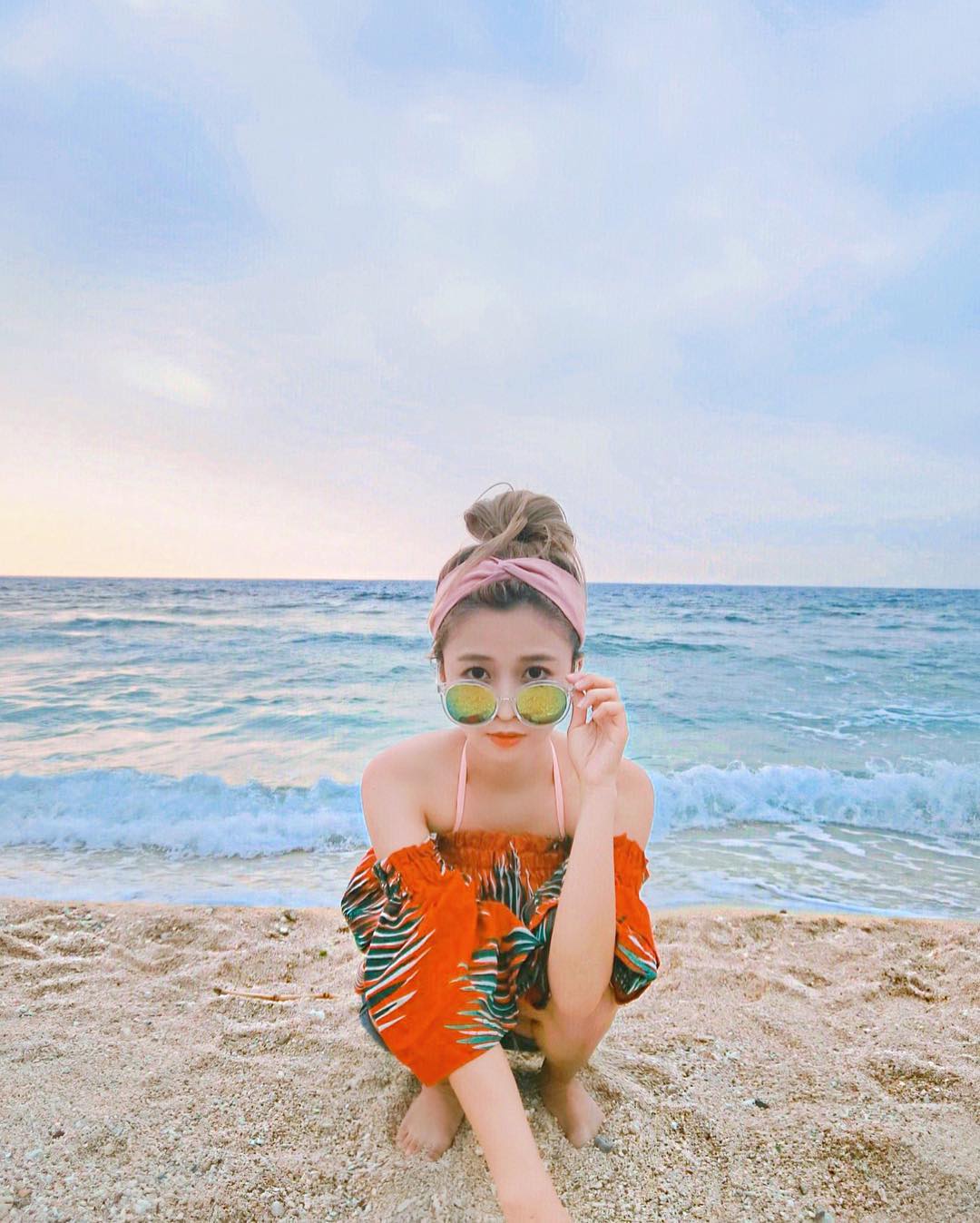 林芷葳 海边大波!E奶妹超萌私房照诱惑写真图