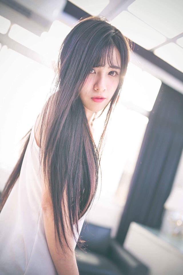 萌感美少女来袭!清新甜美的牙套妹陈可颉