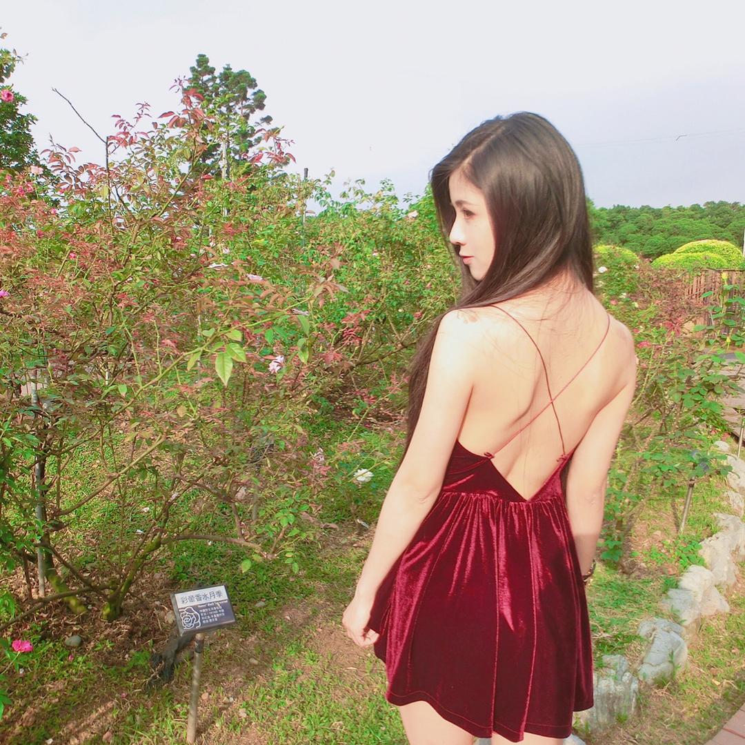 萌感美少女来袭!清新甜美的牙套妹陈可颉