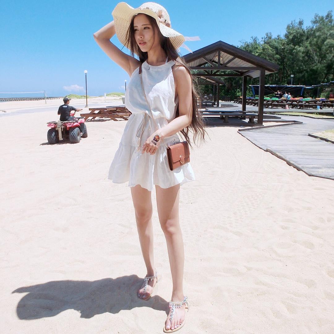 萌感美少女来袭!清新甜美的牙套妹陈可颉
