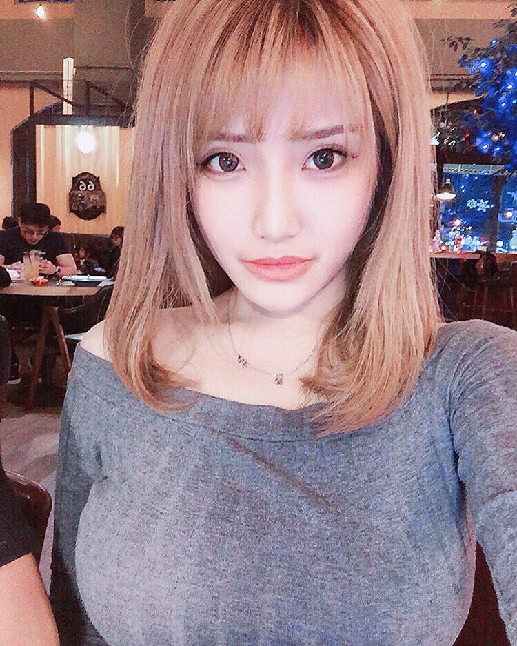 邱筠净Gina- 好不科学的逆天身材