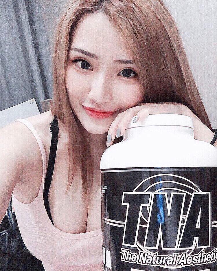邱筠净Gina- 好不科学的逆天身材