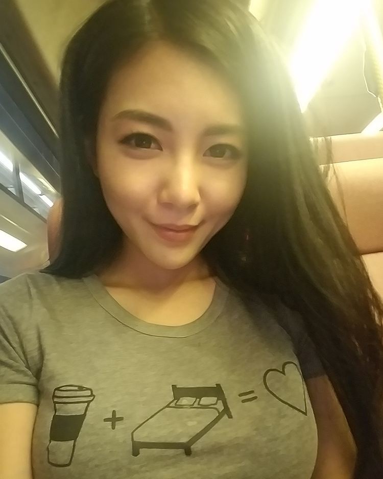 尹诗沛Nicole- 她有着一双清澈的美目