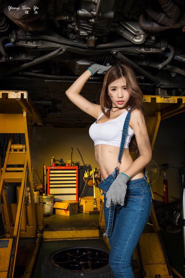 谢雨锜- 既萝莉又性感的Q匠福利照