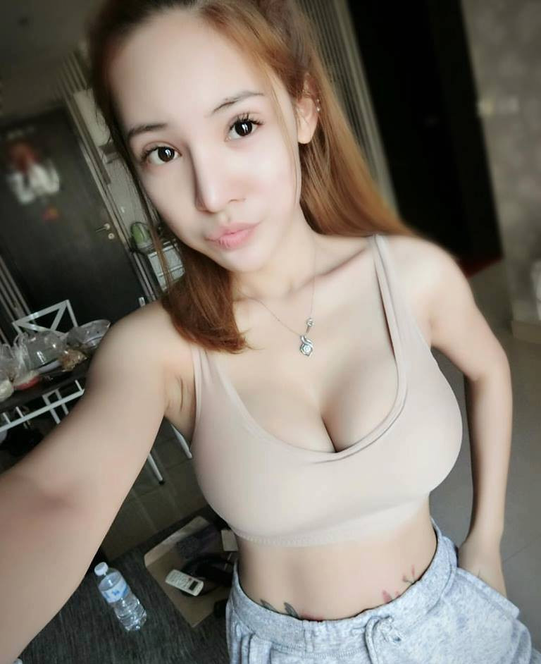 Minta Phosri- 泰国素人正妹北半球好身材