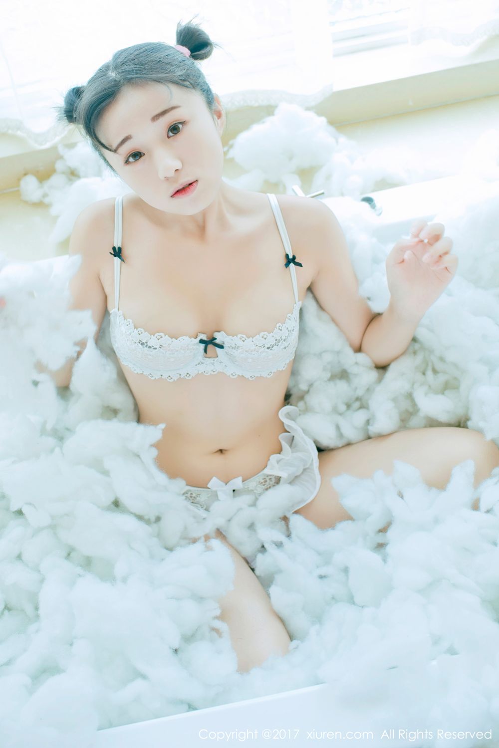 稚气未脱仓井优香 白色蕾丝日系体操服
