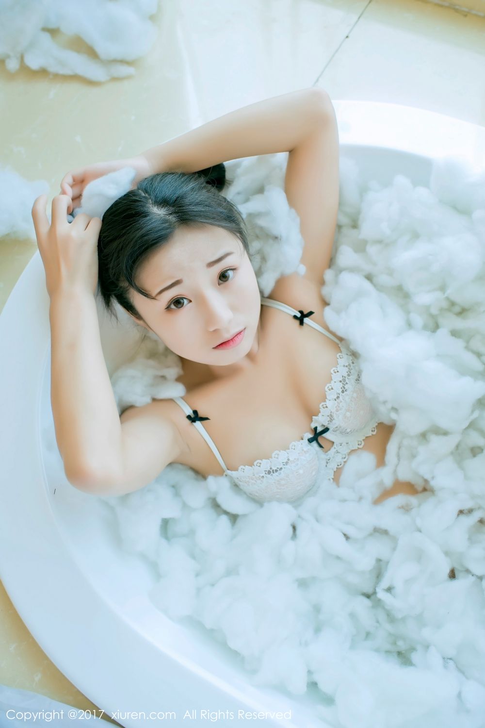稚气未脱仓井优香 白色蕾丝日系体操服