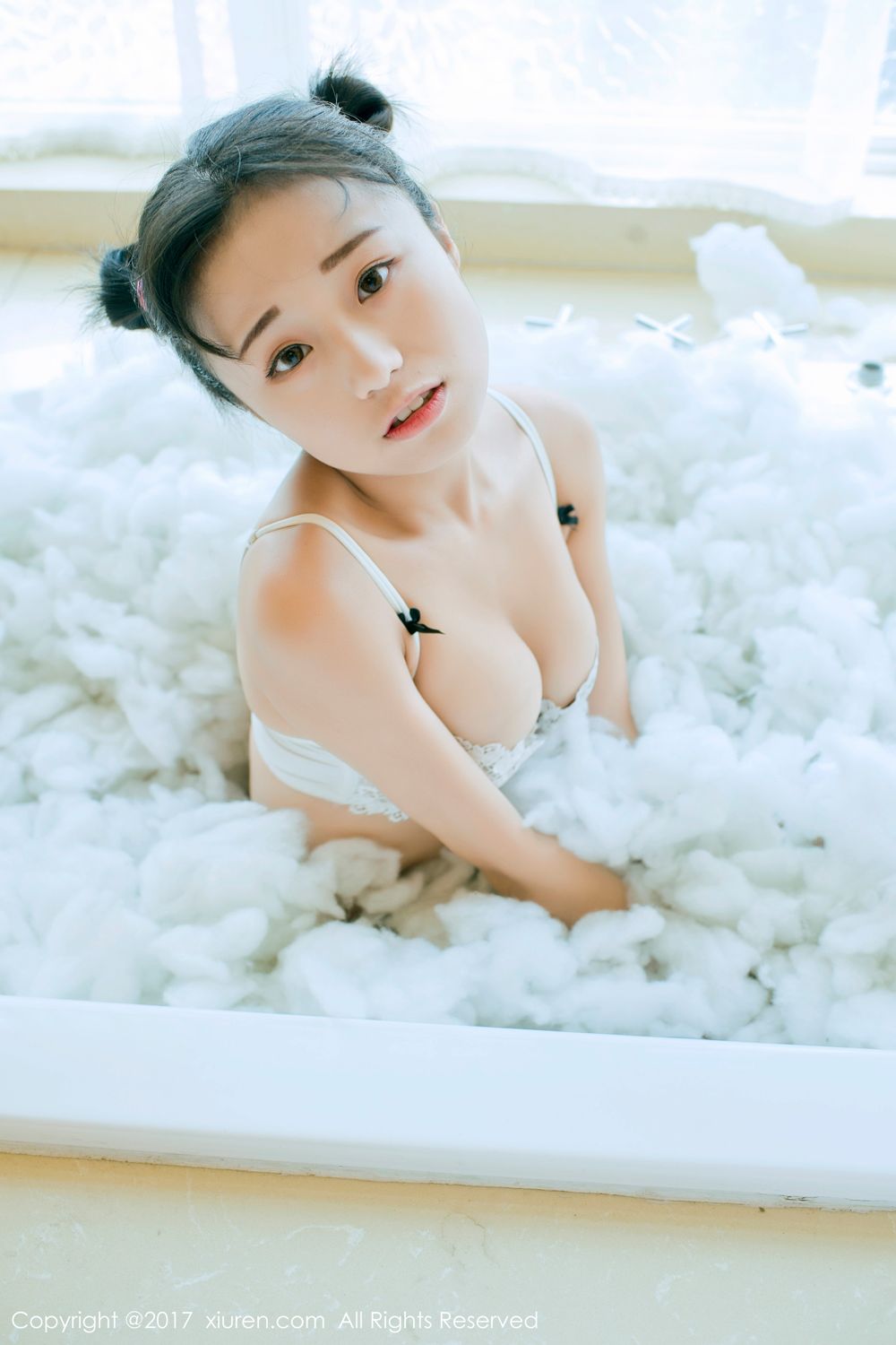 稚气未脱仓井优香 白色蕾丝日系体操服