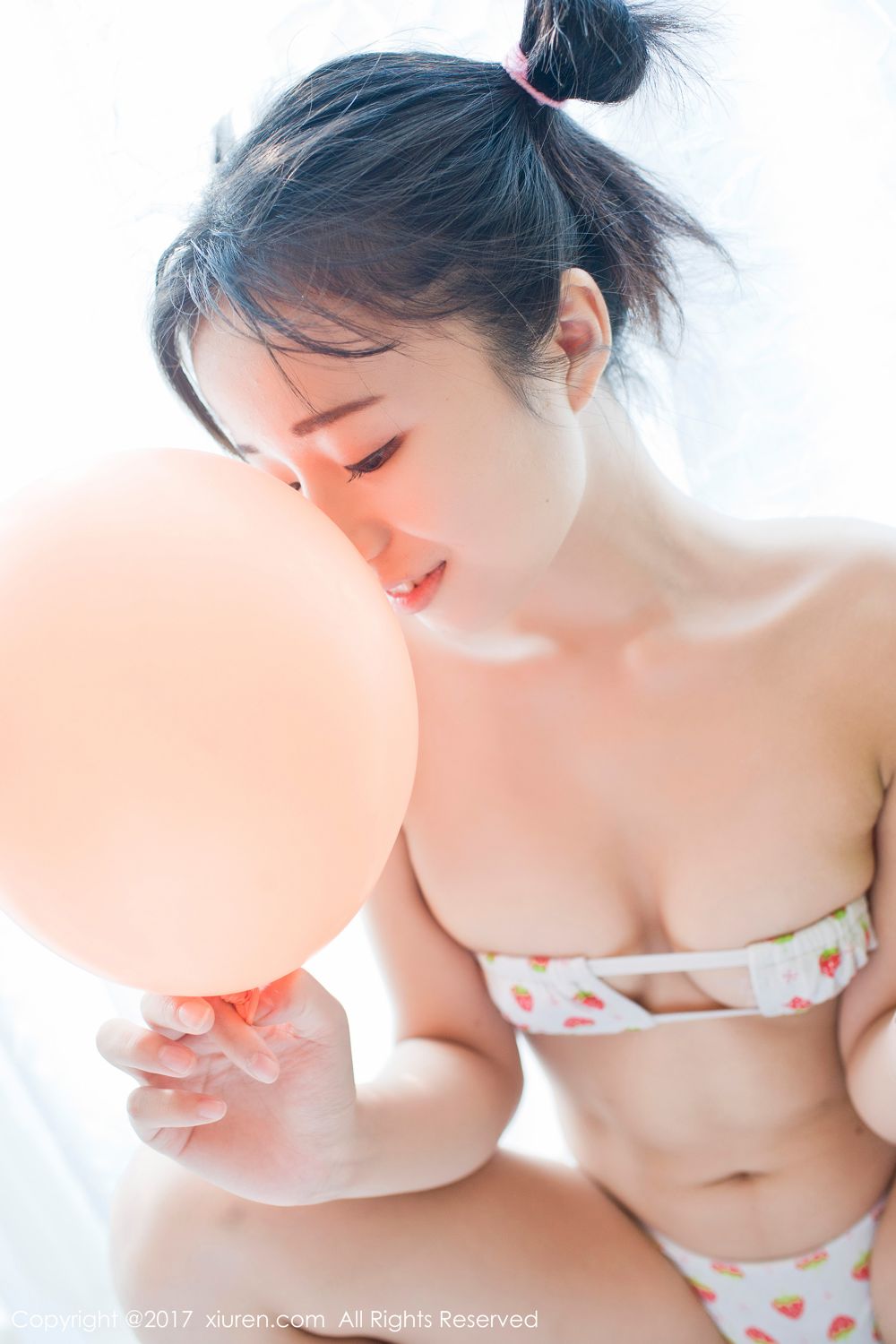 稚气未脱仓井优香 小恐龙睡袍比基尼