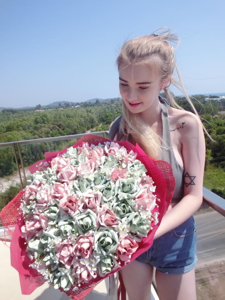 Jessie Vard- 超性感户外写真