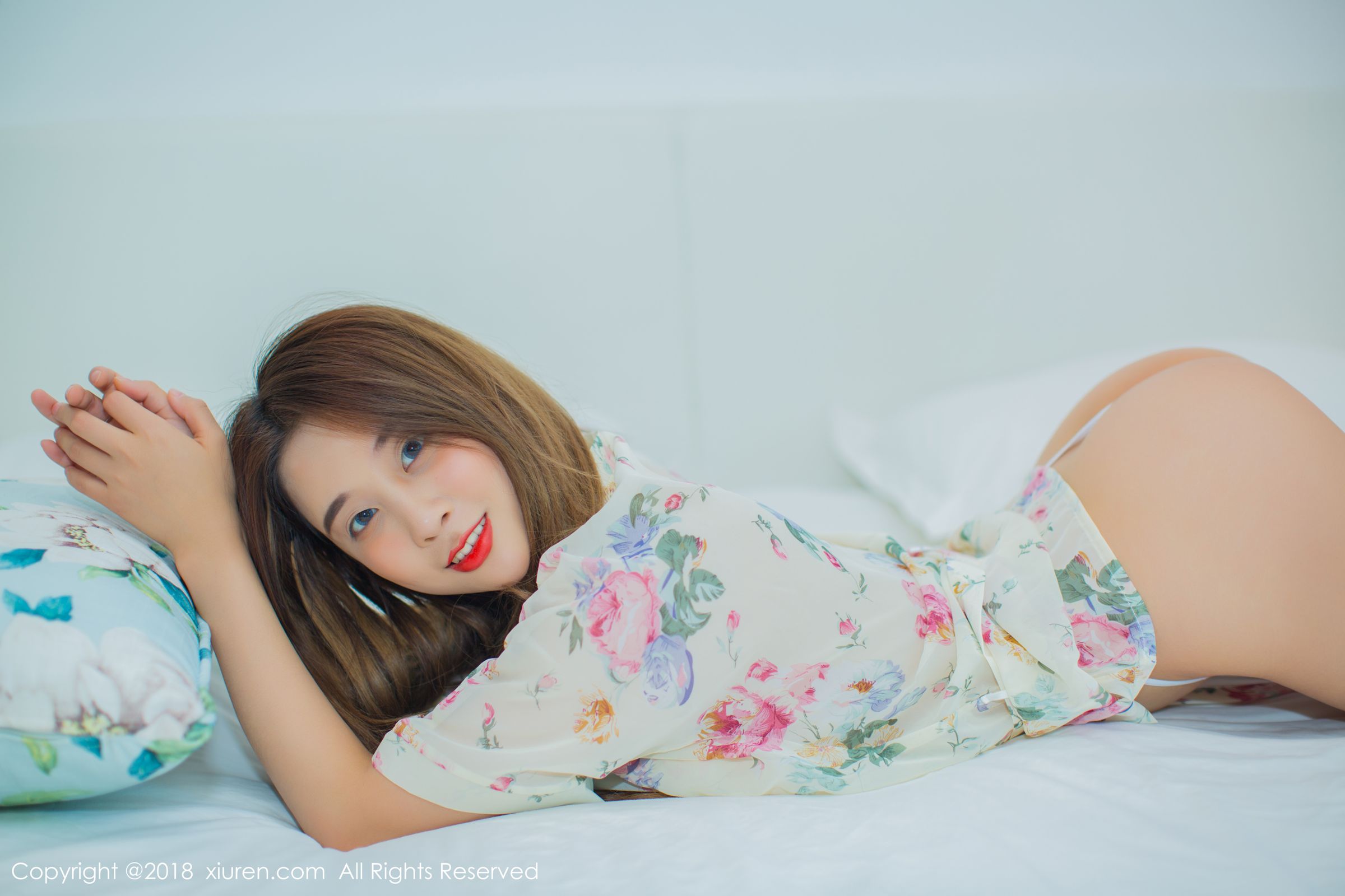 翘臀模特筱慧 优雅绿色长裙