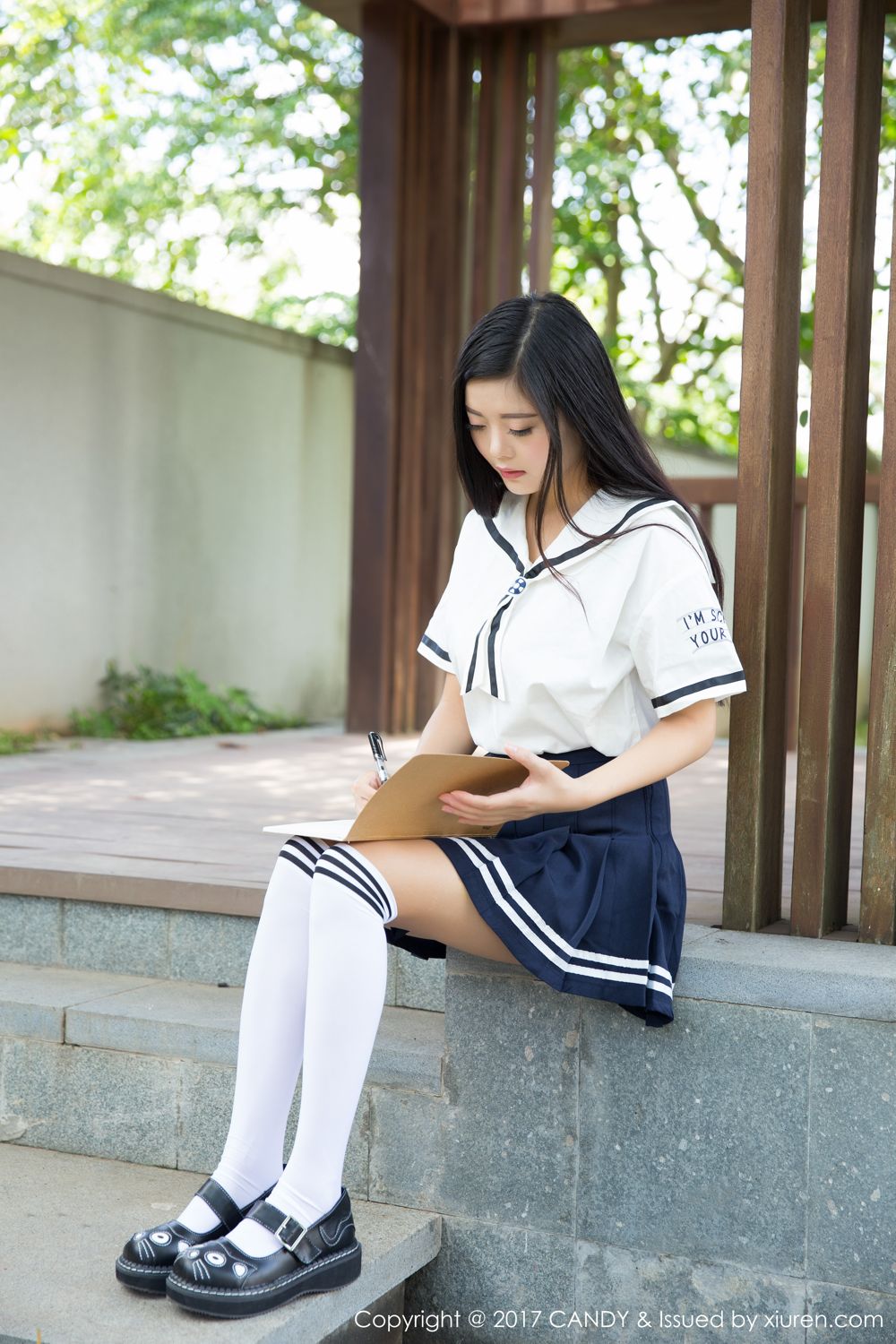 混血学妹林美惠子 清新校服消暑利器