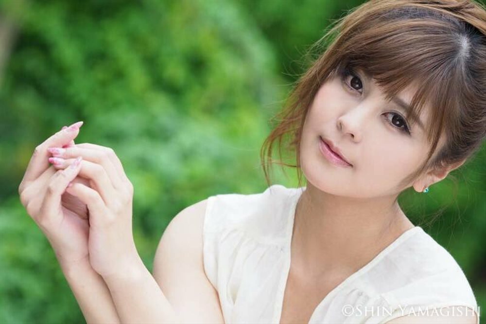仓咲奈央- 17代超短裙警察女子组合成员
