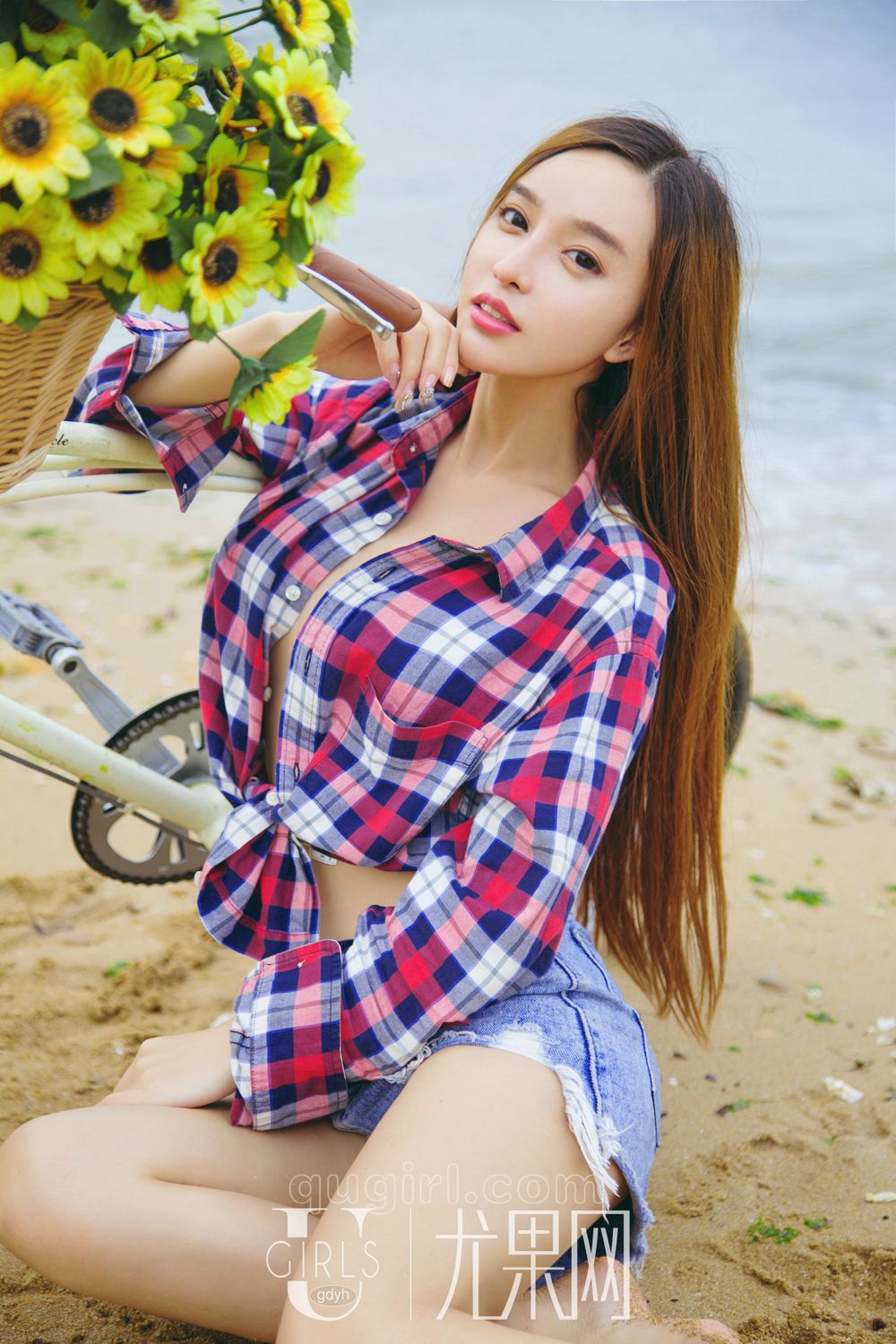 倪叶藤携手艾小青 姐妹花风从海边来