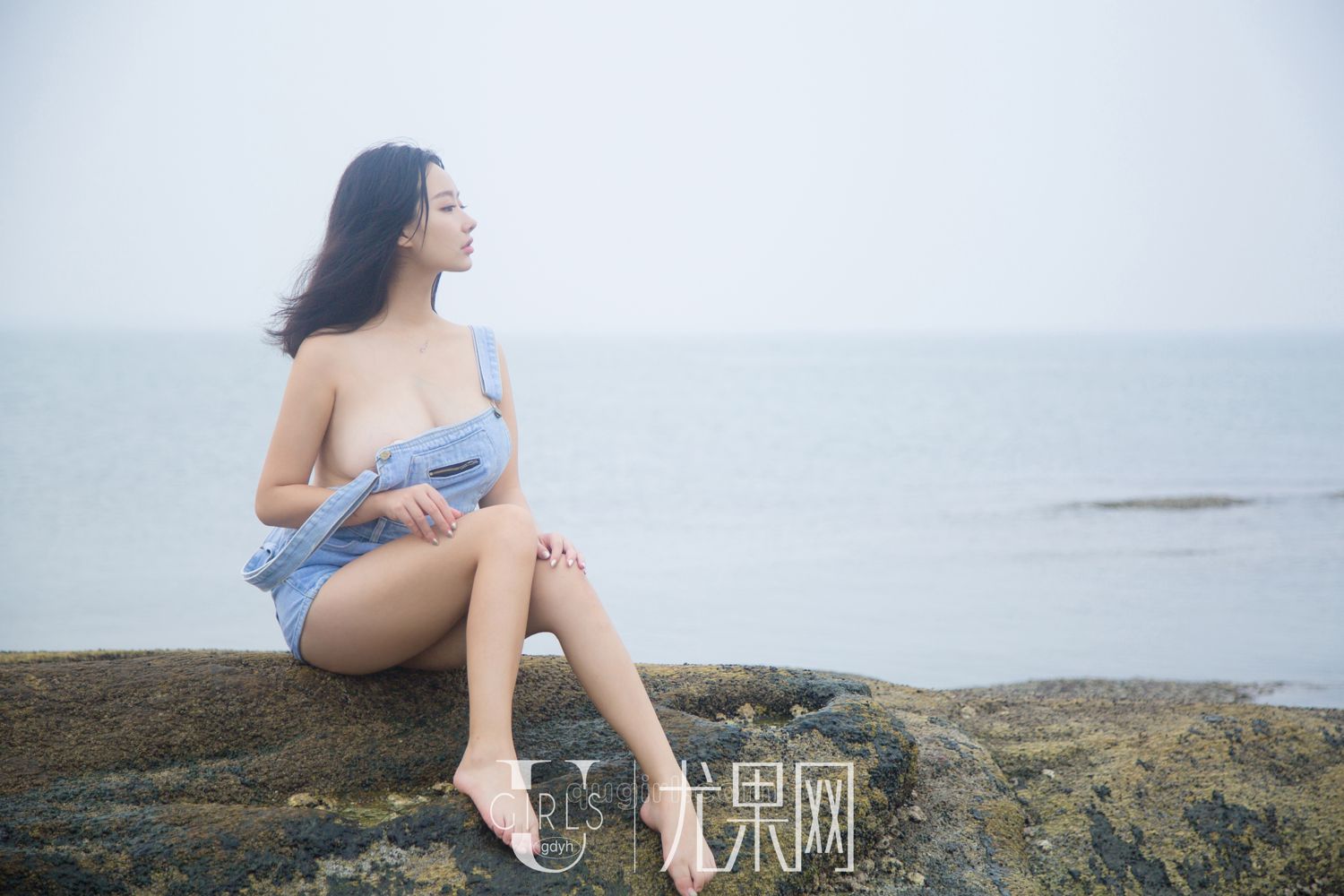 倪叶藤携手艾小青 姐妹花风从海边来