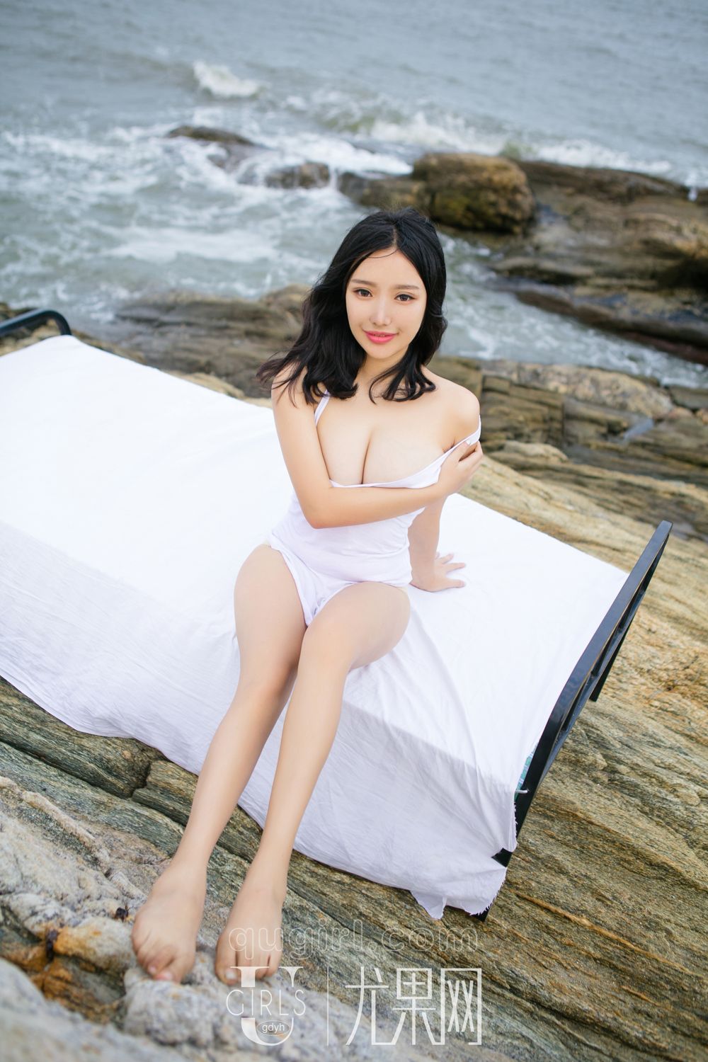 倪叶藤携手艾小青 姐妹花风从海边来