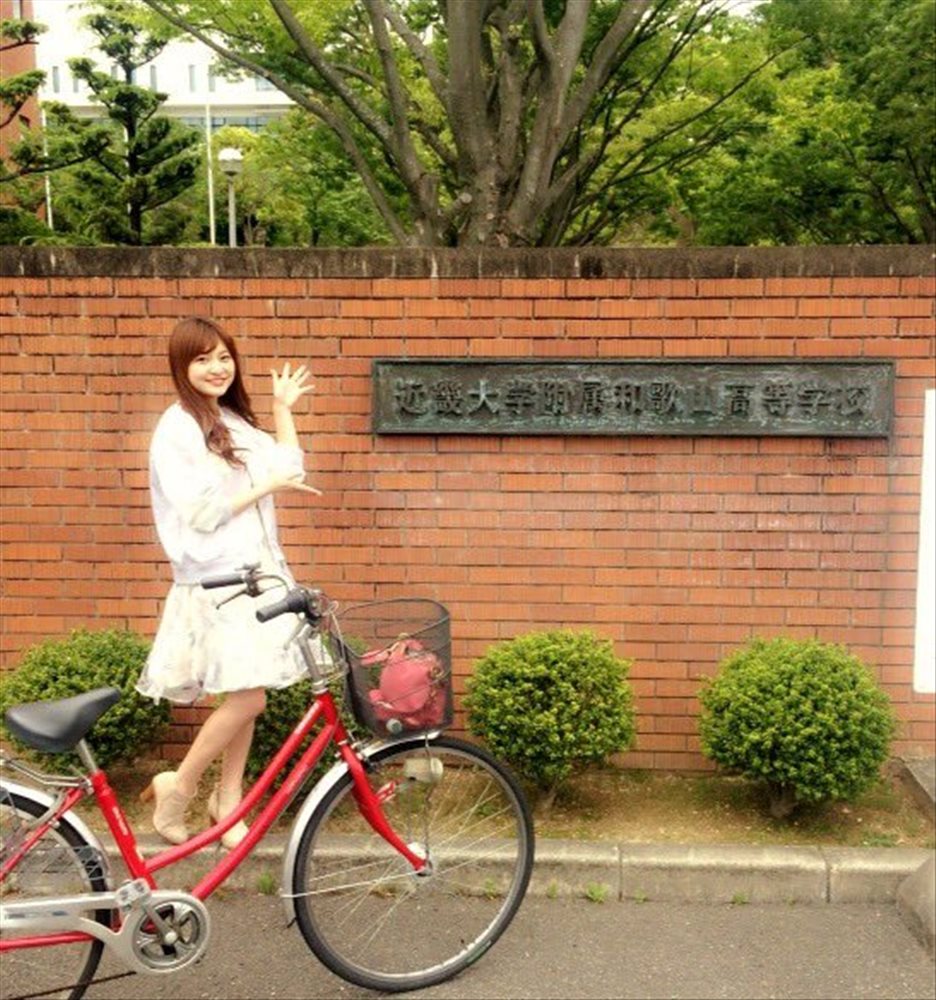 芥田爱菜美- 关西大学校花私房照