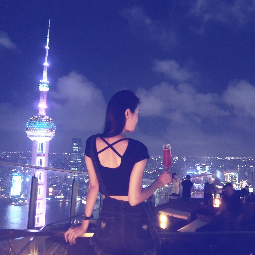 知性气质美女张子蕾 无辜大眼美照迷死人
