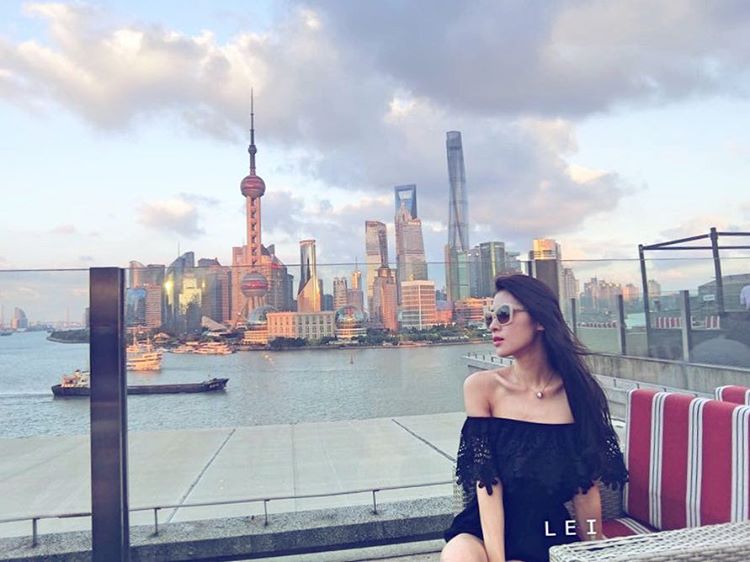 知性气质美女张子蕾 无辜大眼美照迷死人