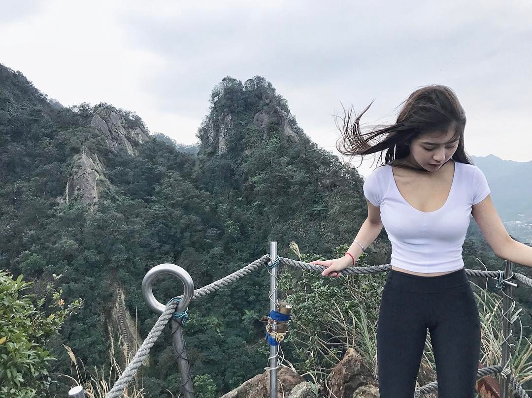 超美混血儿Tia 侧面运动照激似小昆凌