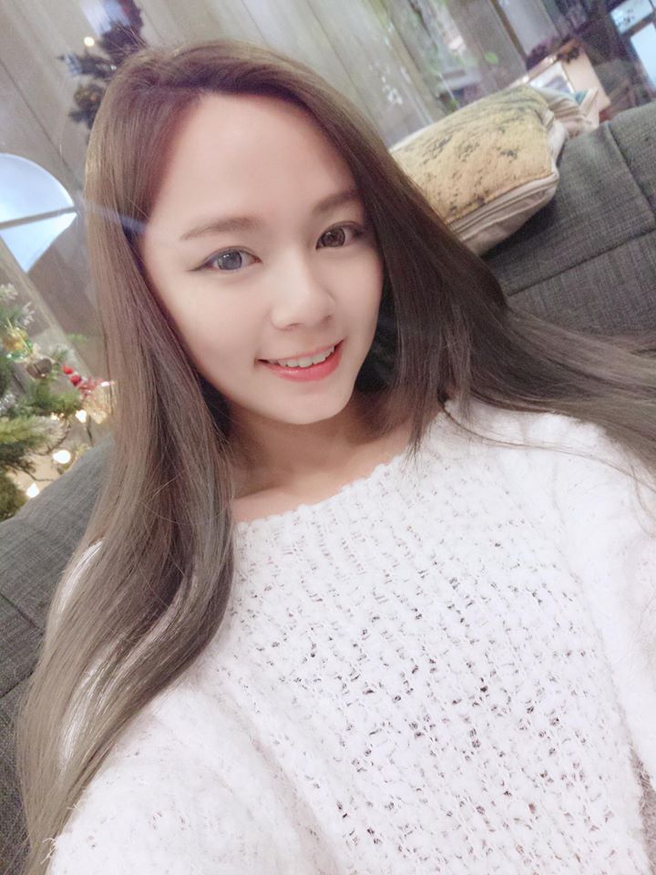 台湾showgirl甜心小亚 养眼妹子私房照