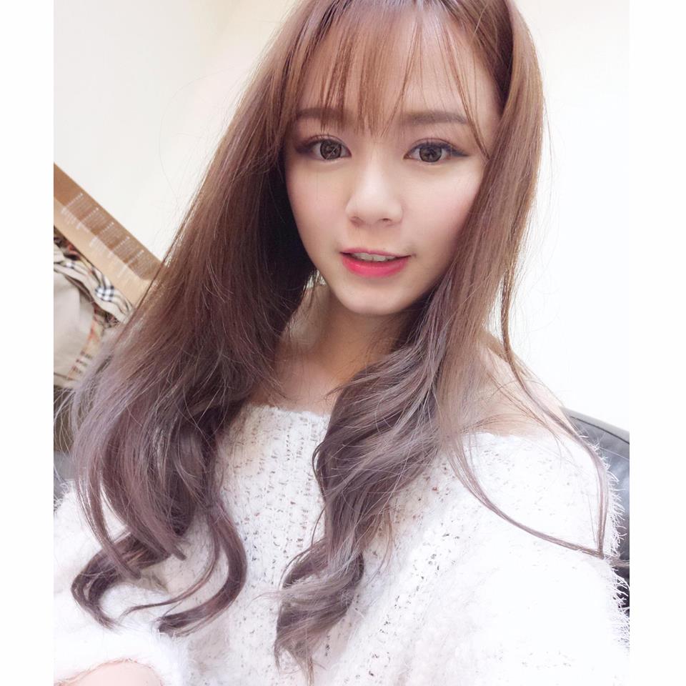 台湾showgirl甜心小亚 养眼妹子私房照