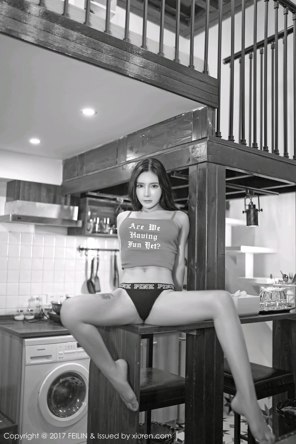 美女主播周于希 半透背心疑似激凸