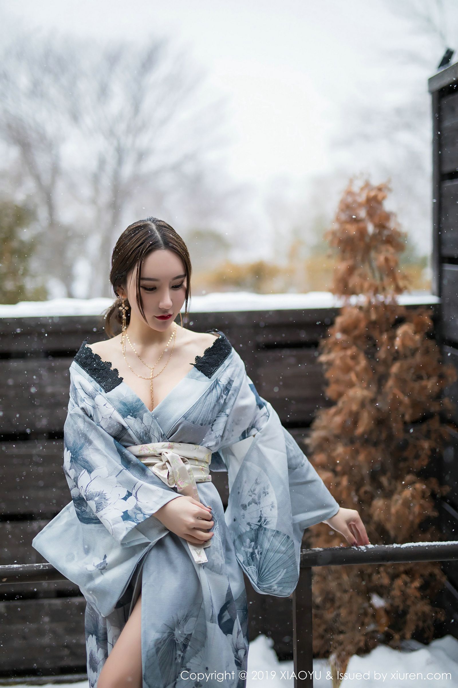 性感女神周于希 雪中佳人娇容绝尘