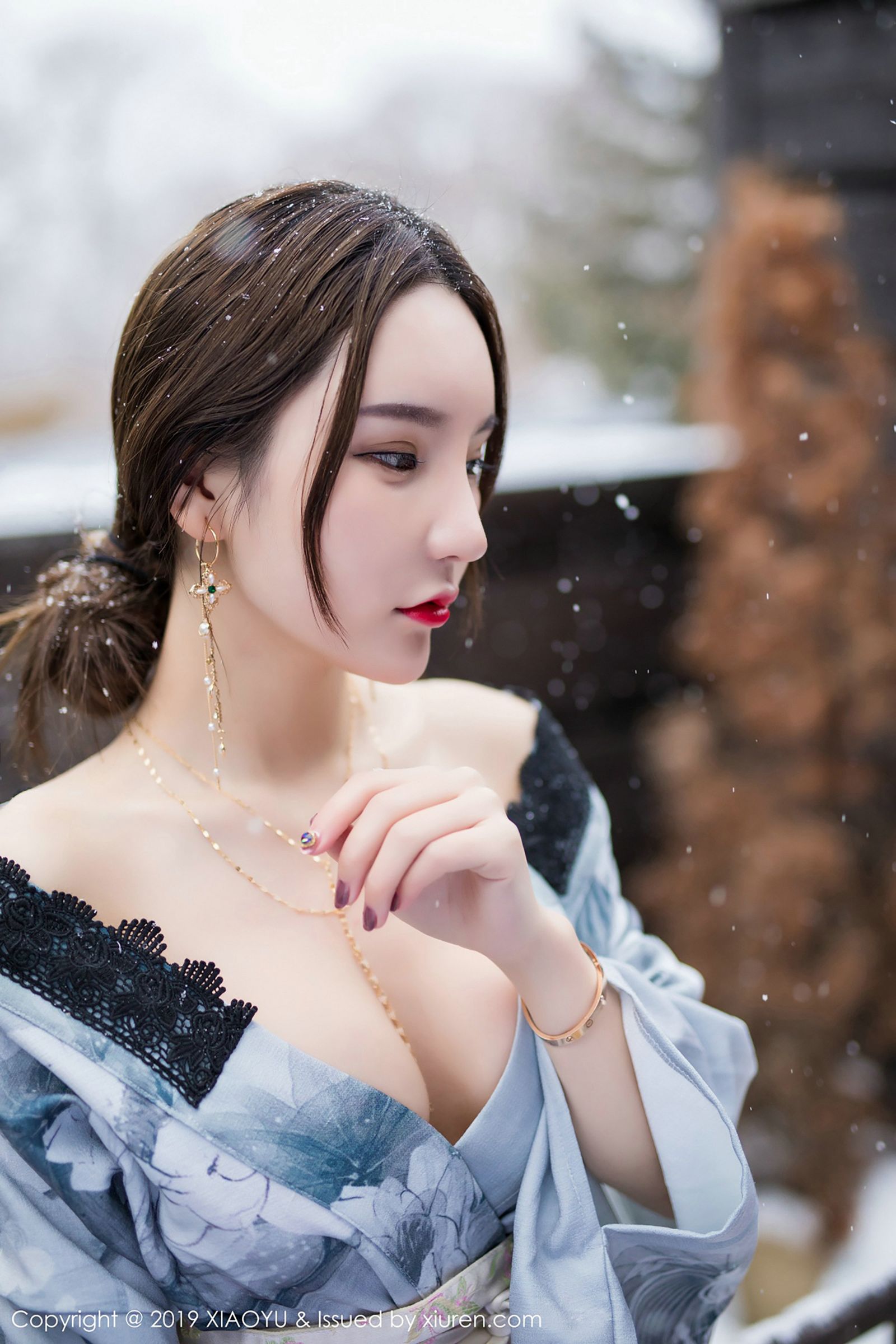 性感女神周于希 雪中佳人娇容绝尘
