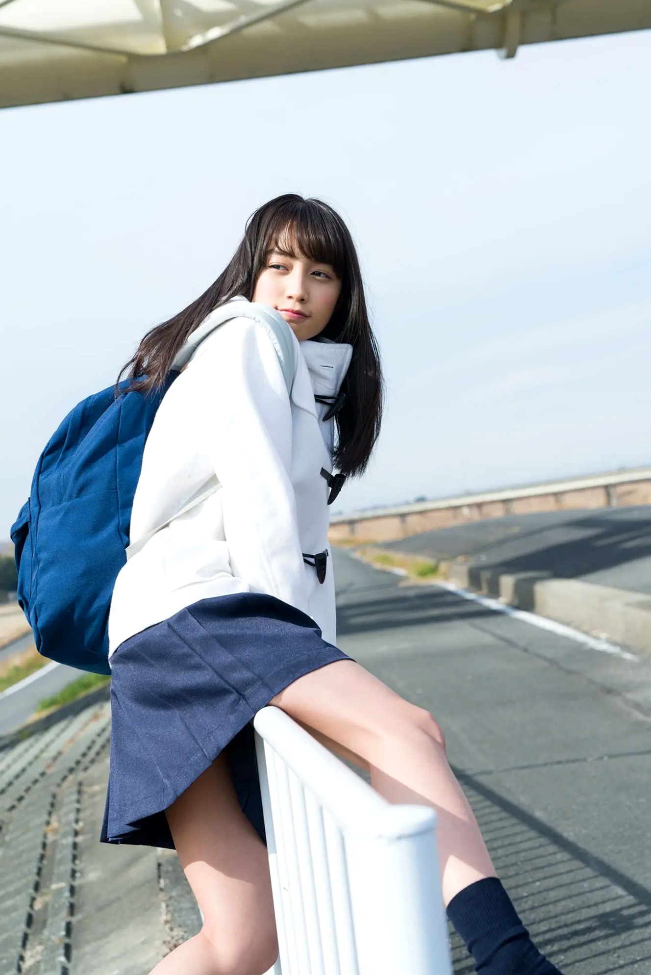 《黒木ひかり - 神的美少女 スピサン グラビアフォトブック》清纯活力运动写真 治愈系甜美画报