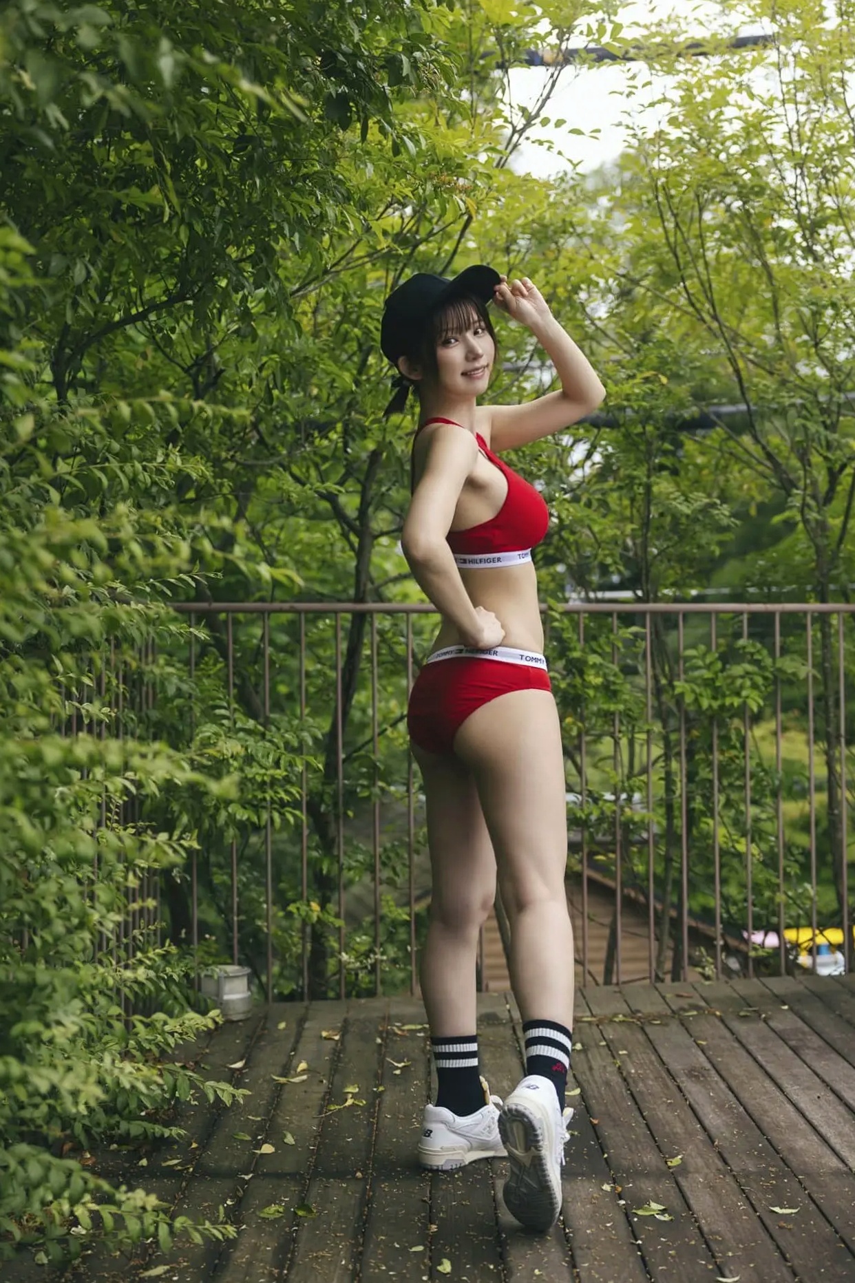えなこ - おとなmode 日本女星成熟私房性感写真 魅惑家居比基尼大片