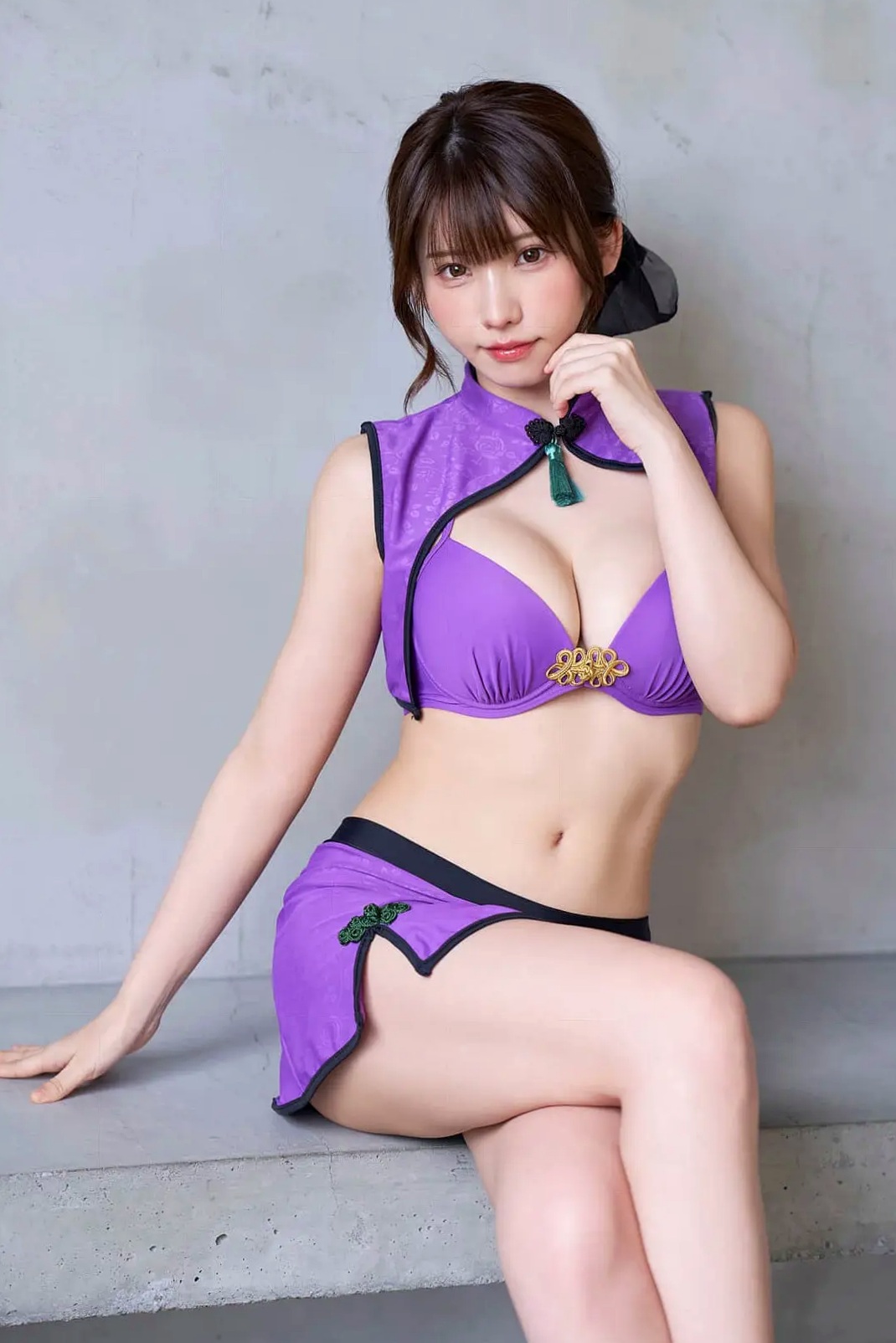 えなこ(Enako)《清く、熱く。》日本萌系女神性感比基尼与角色扮演写真