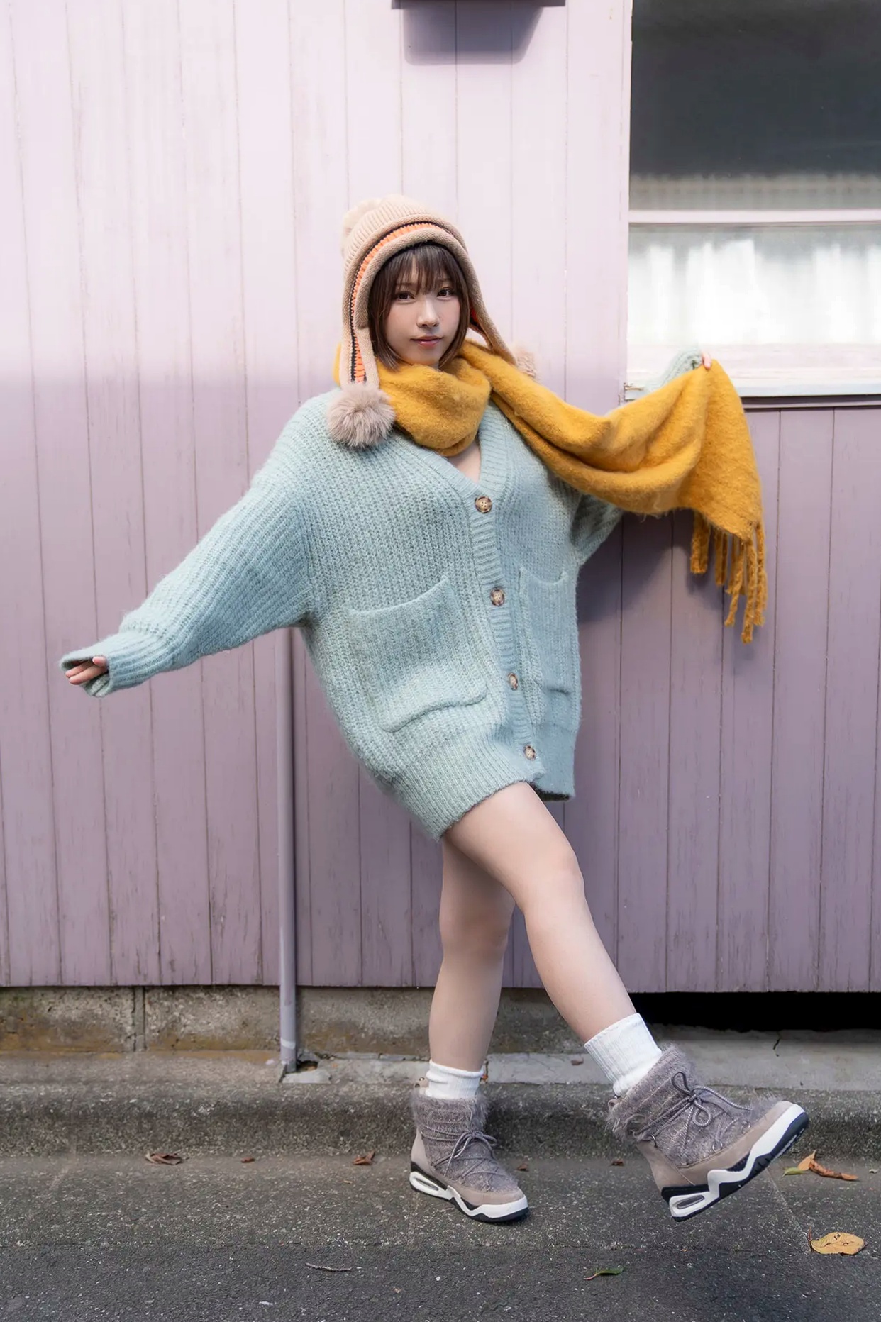 《えなこ - BEST V》日本甜美女神清纯比基尼与家居私房性感写真