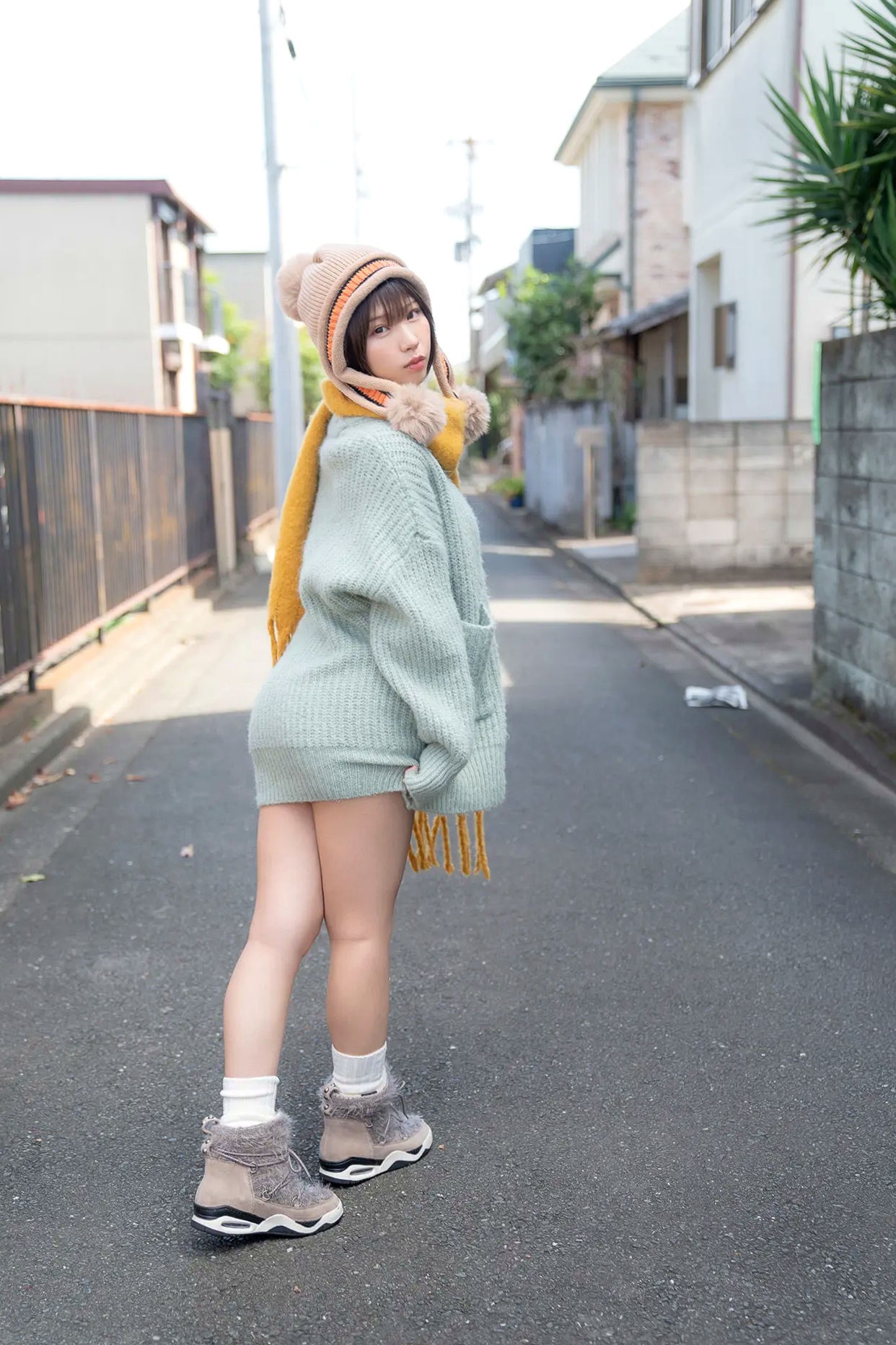 《えなこ - BEST V》日本甜美女神清纯比基尼与家居私房性感写真