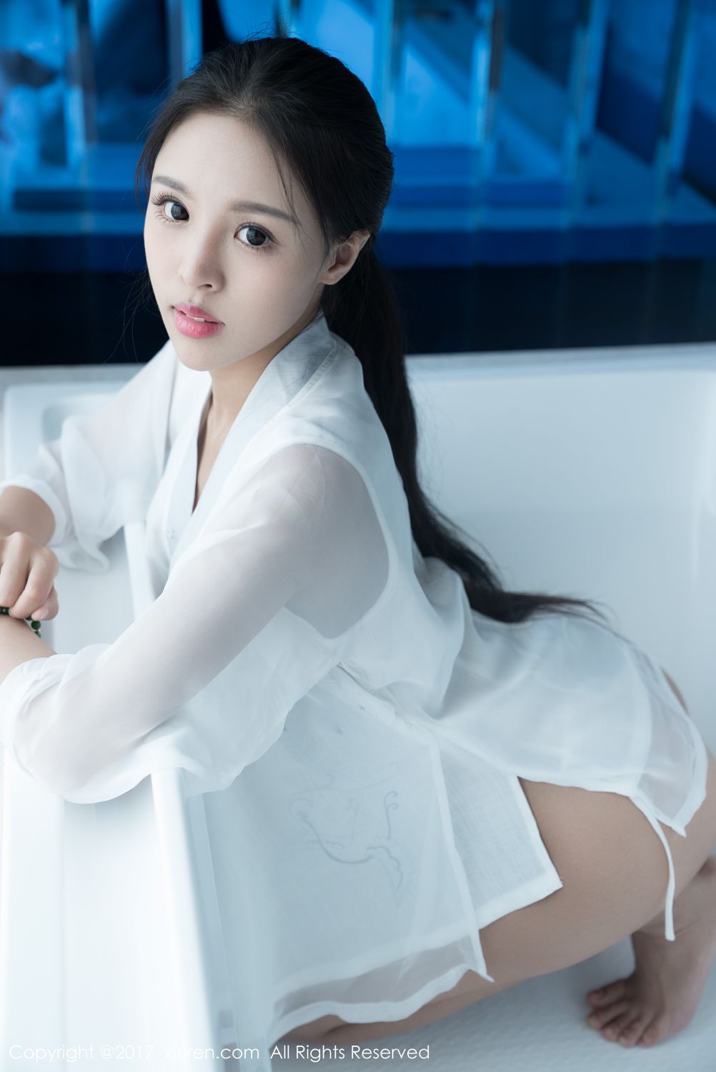 娇嫩欲滴韩秀冉 双眸清澈明亮薄薄