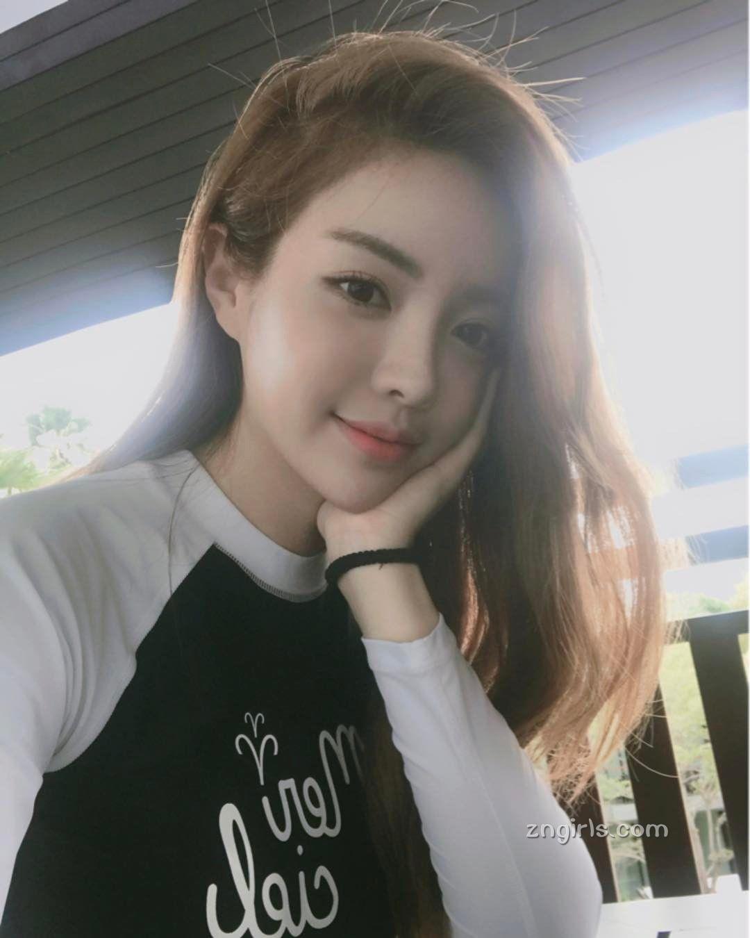 韩国大眼模特진희 萝莉脸蛋姣好身材