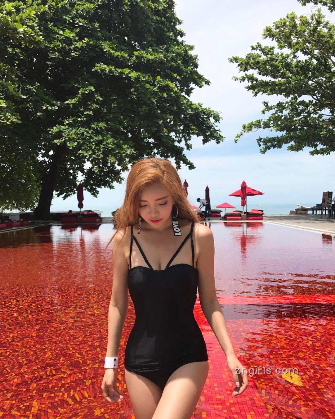 韩国大眼模特진희 萝莉脸蛋姣好身材