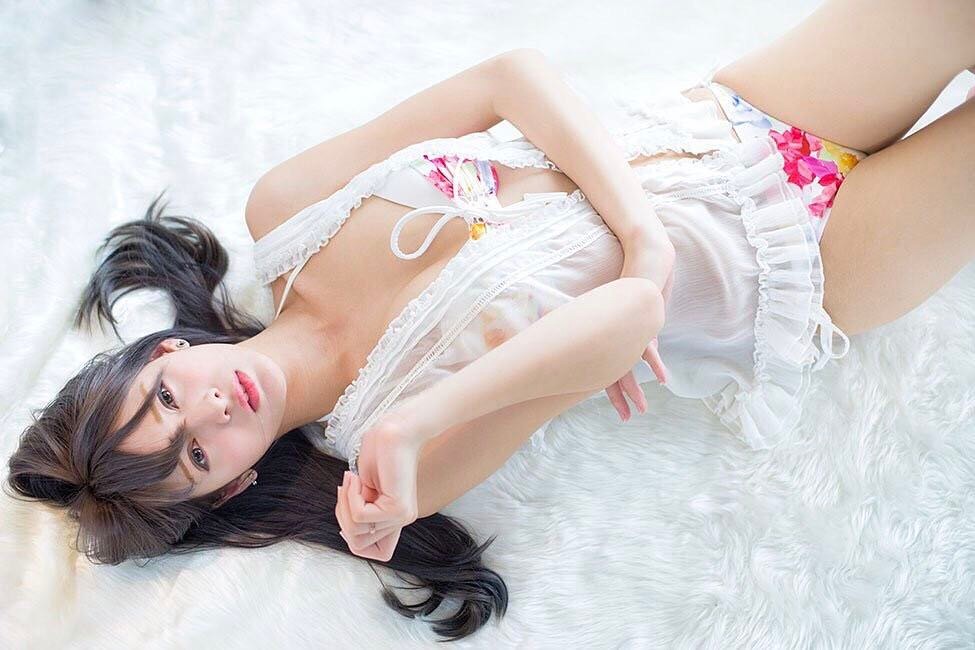 日菲混血Angela芽衣 写真界黑船来临
