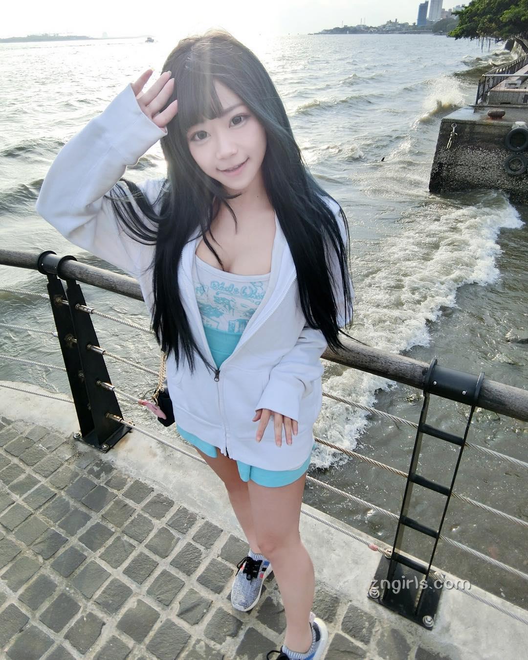 萌系美少女郭紓婷 大眼校花日系风格
