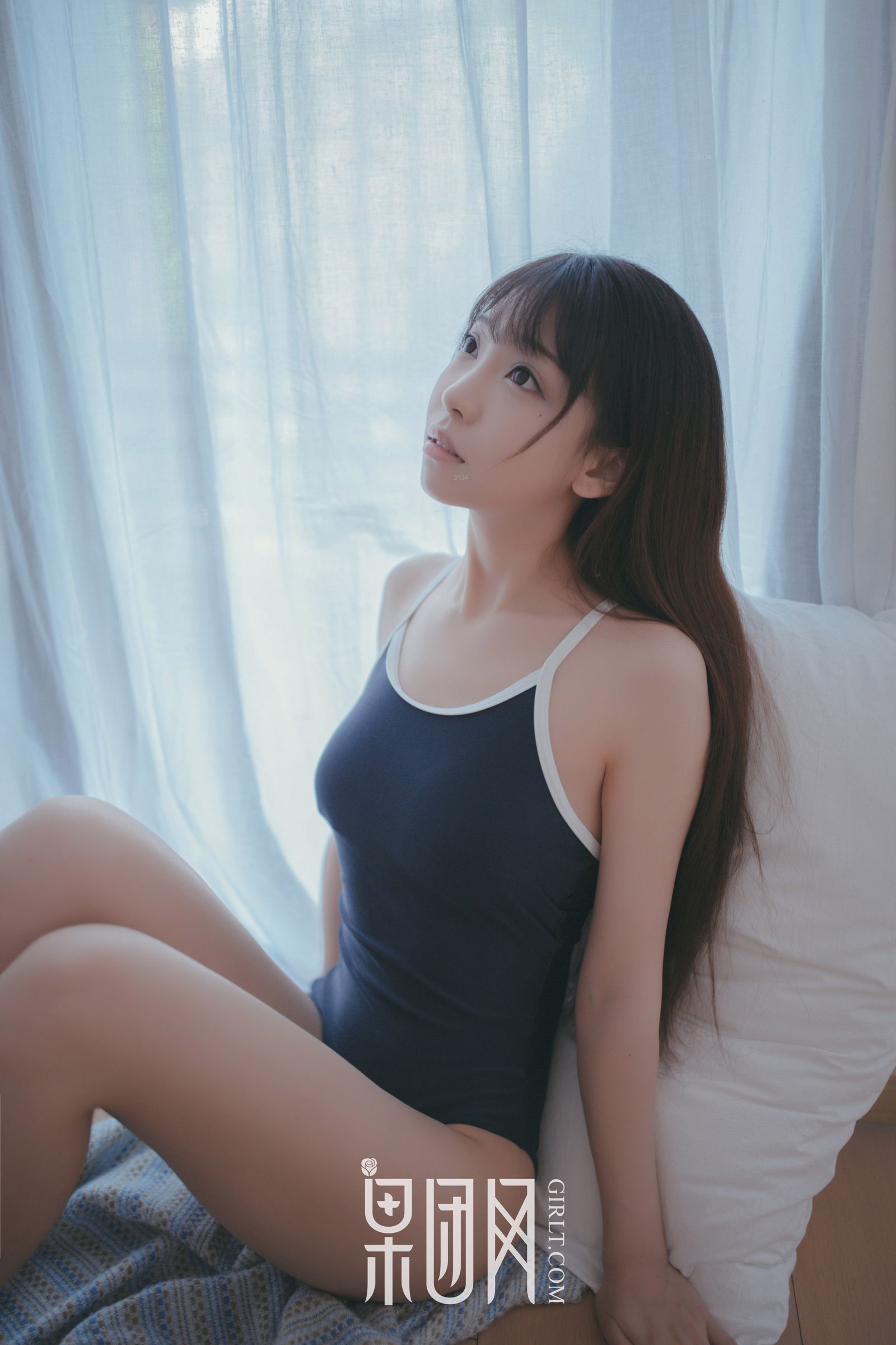 邻家小妹水花花陪你吃早餐!