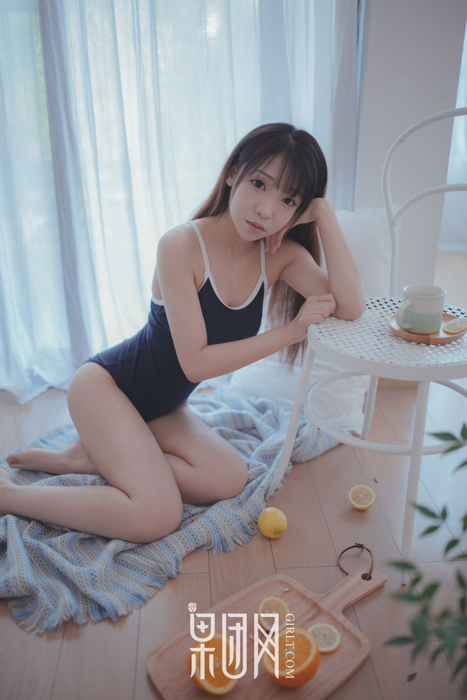 邻家小妹水花花陪你吃早餐!
