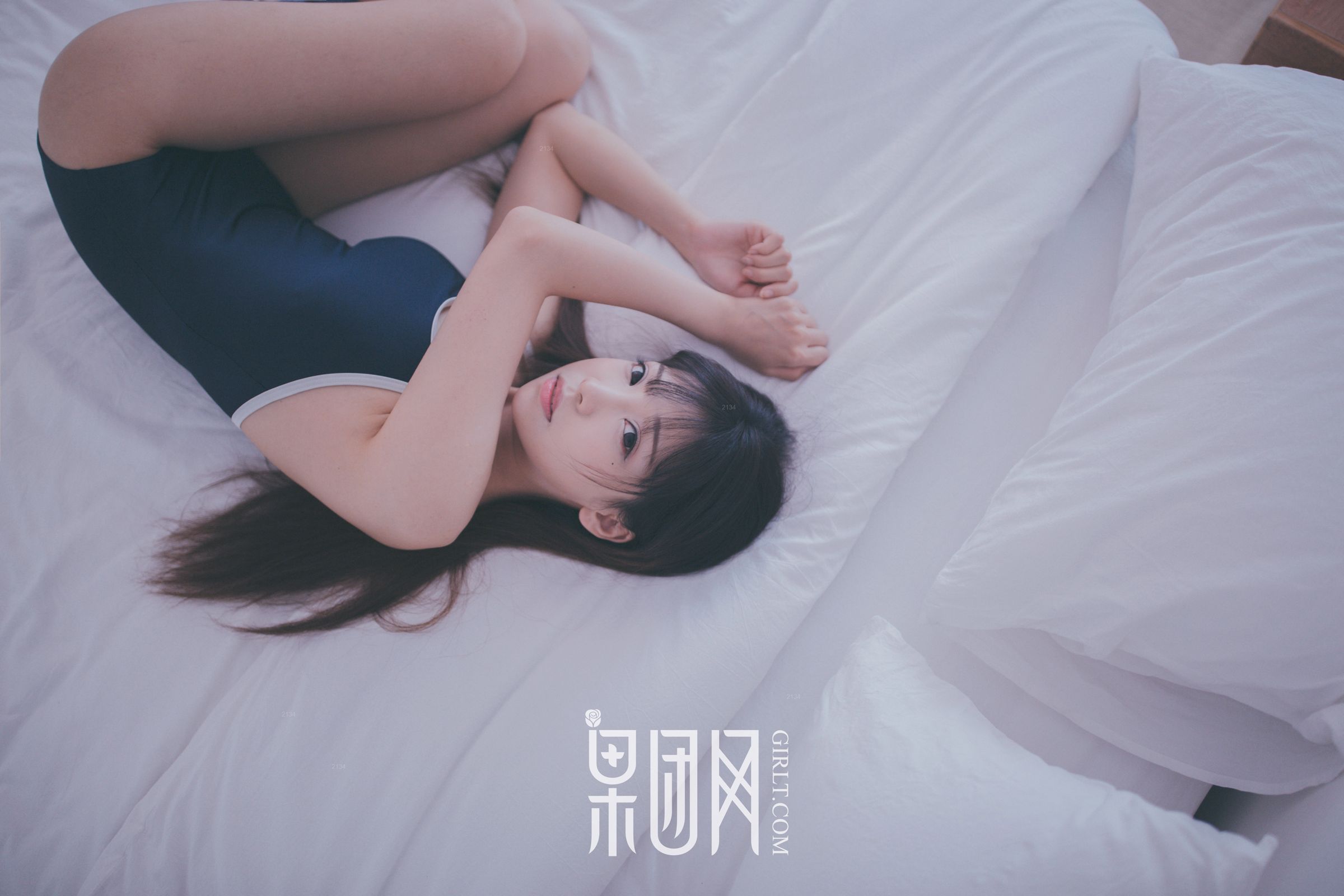 邻家小妹水花花陪你吃早餐!