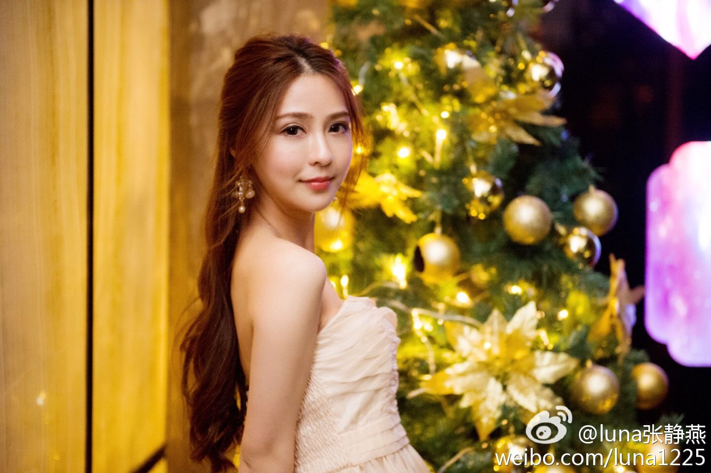 摩羯美眉张静燕 微博私房定制写真