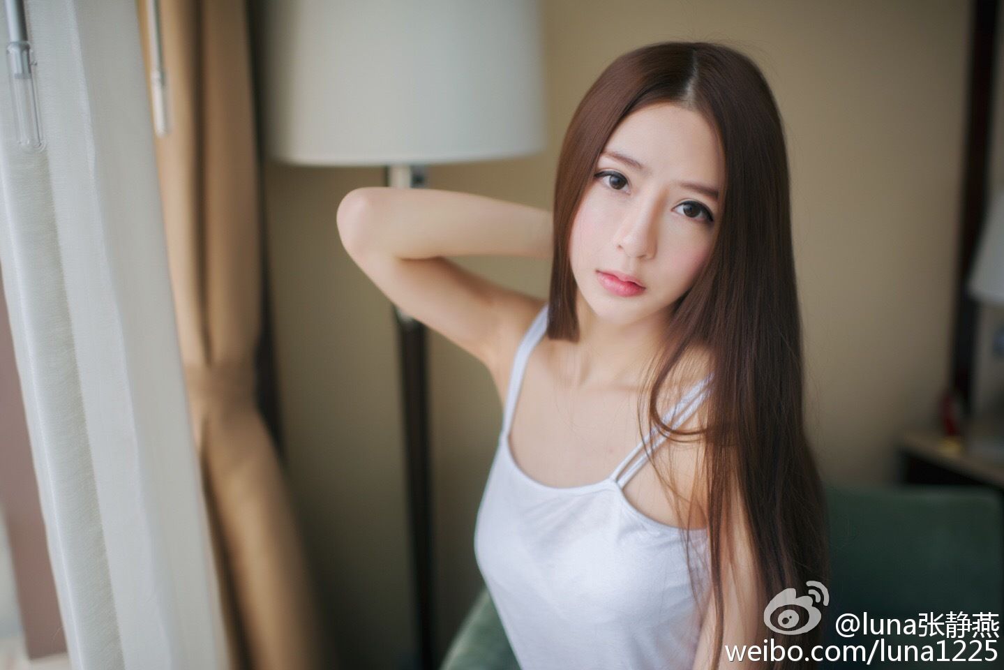 摩羯美眉张静燕 微博私房定制写真