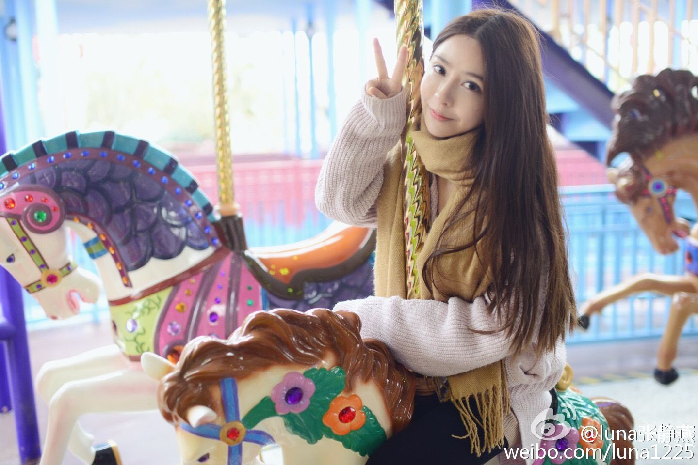 摩羯美眉张静燕 微博私房定制写真