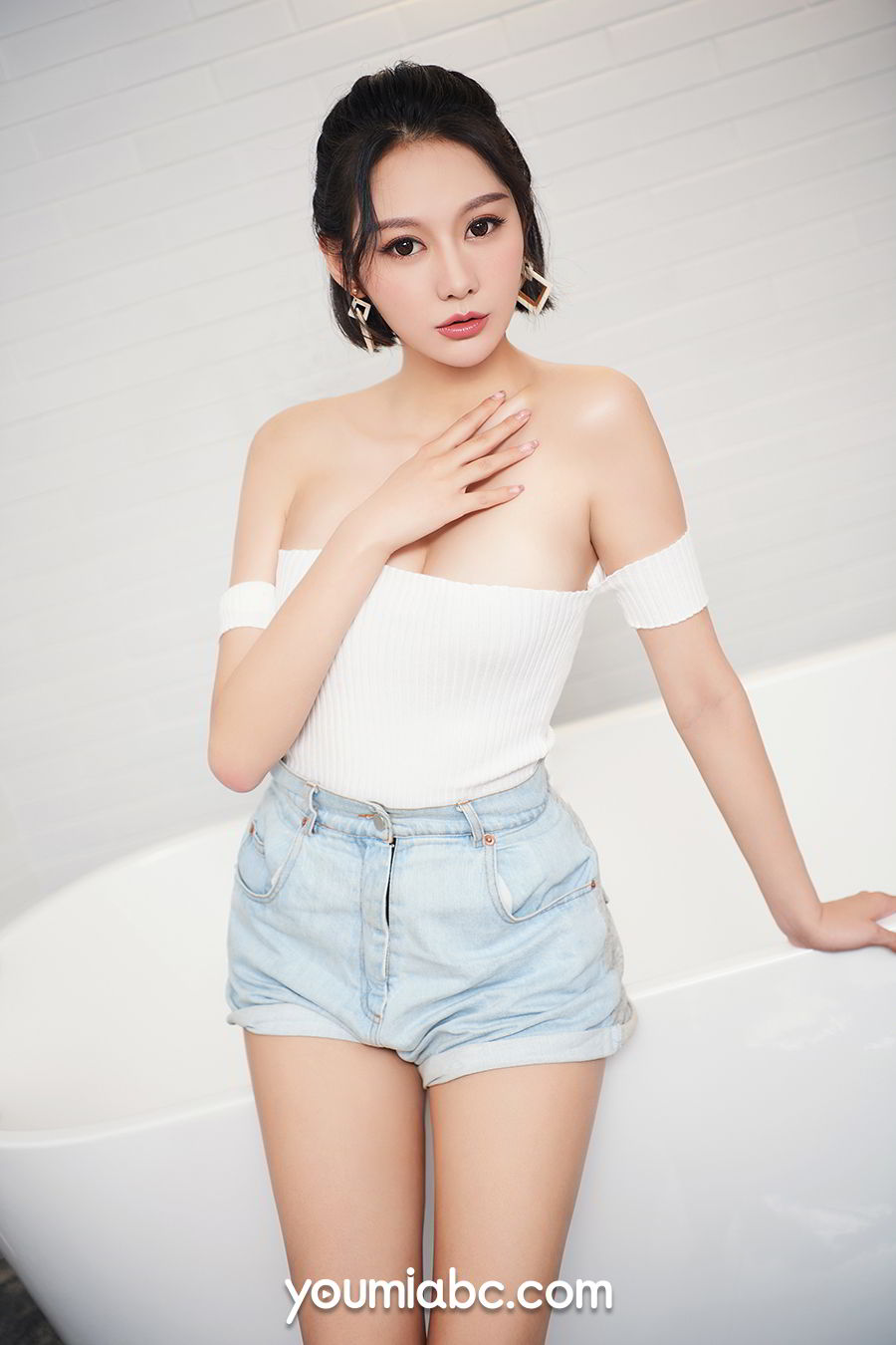 尤蜜Youmi 2019.10.26 渴望の眼神 艺轩